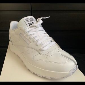 MAISON MARGIELA
White Reebok Classic Tabi Sneakers
